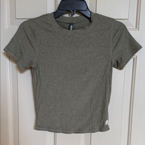 Vuori Olive Short Sleeve Tee